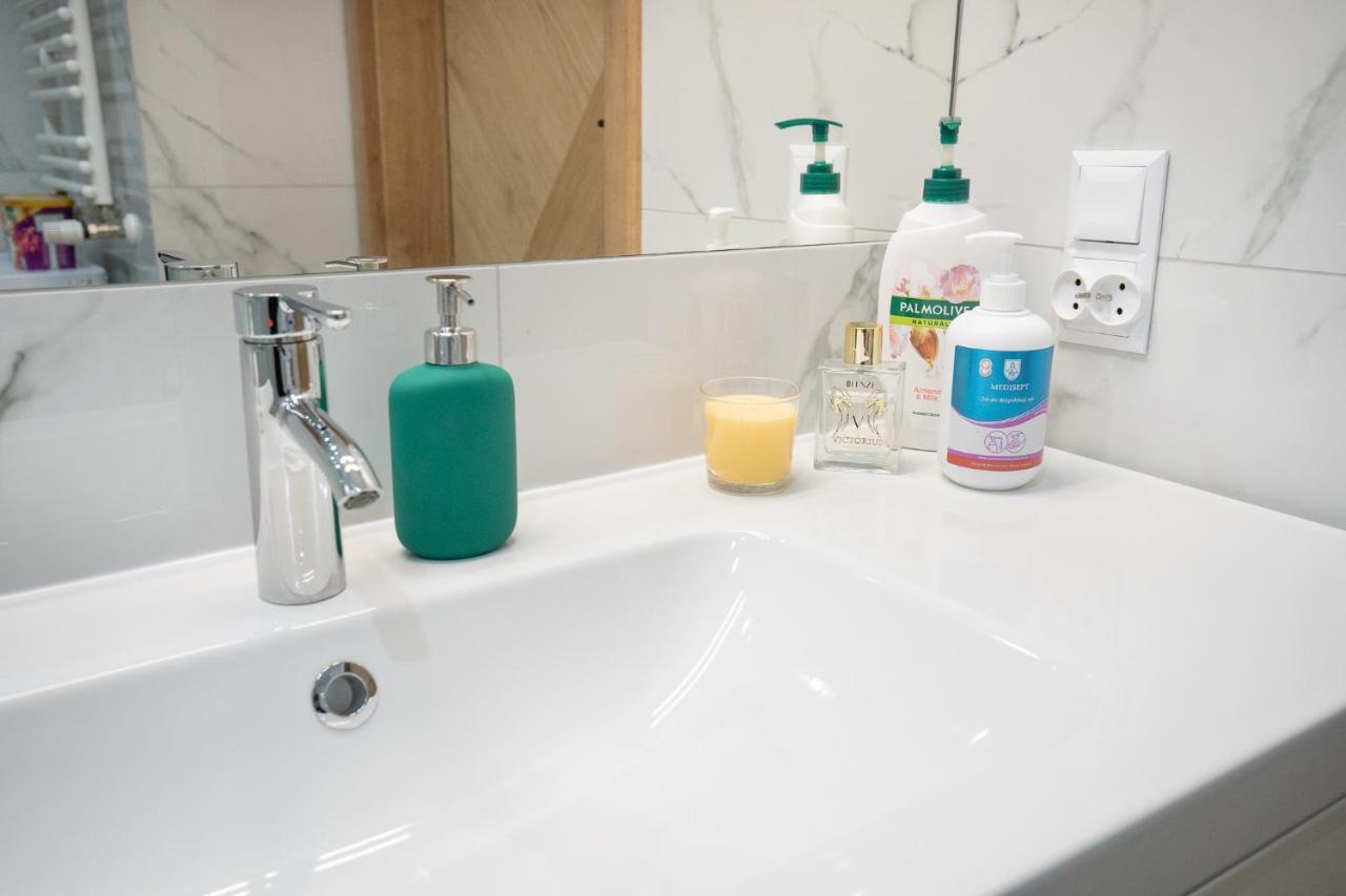 Apartament Ventus Business And Living 44 凯尔采 外观 照片